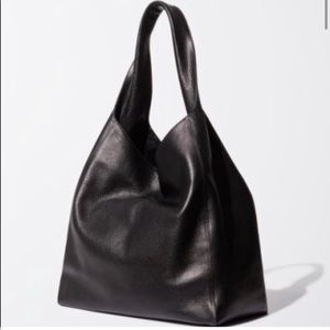 ISO ARITZIA SILO LEATHER HOBO